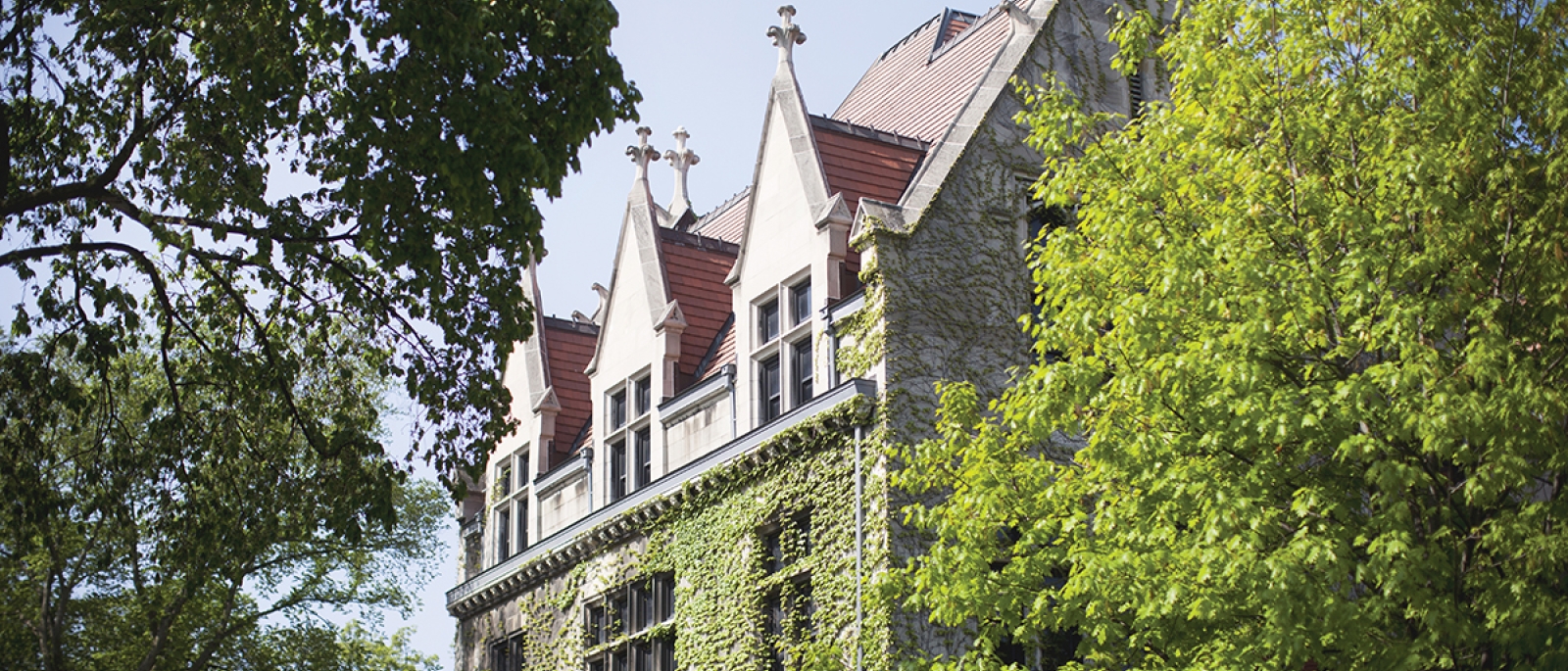 UChicago Campus building in the spring.