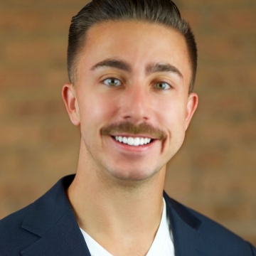 Tyler Hough Headshot.